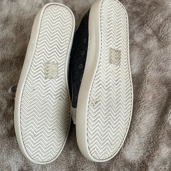 VICI Headliner Faux Glitter Sneakers - Picture 4 of 7